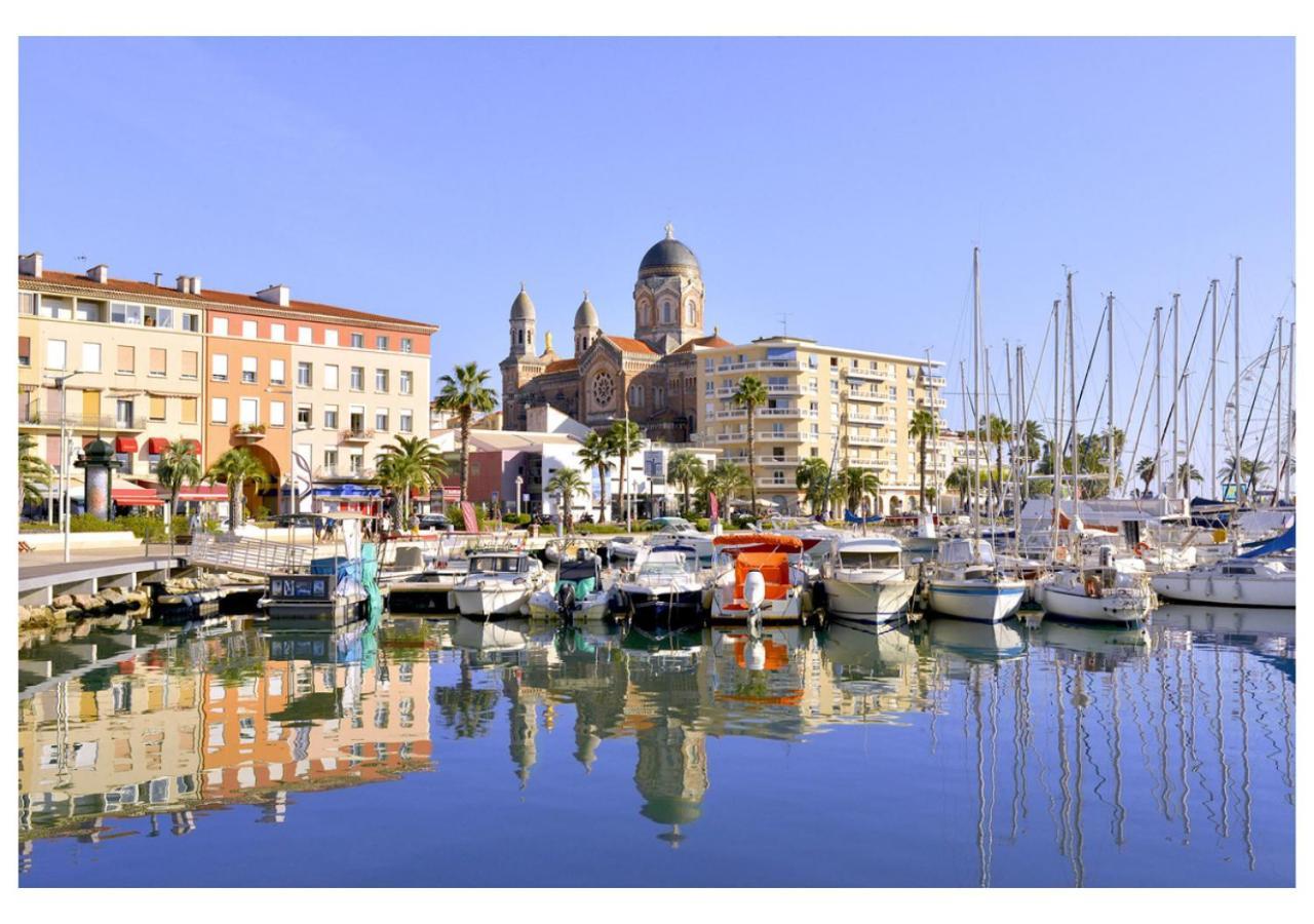 Entre Mer Et Centre-Ville: Charmant Et Lumineux T1 Saint-Raphaël Buitenkant foto